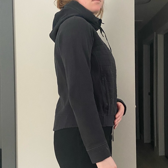 Lululemon Zip Up - Picture 1 of 5